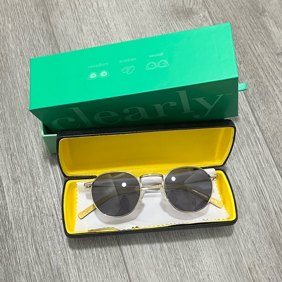 Main + Central Collingwood Sunglasses in silver metal - Picture 4 of 8